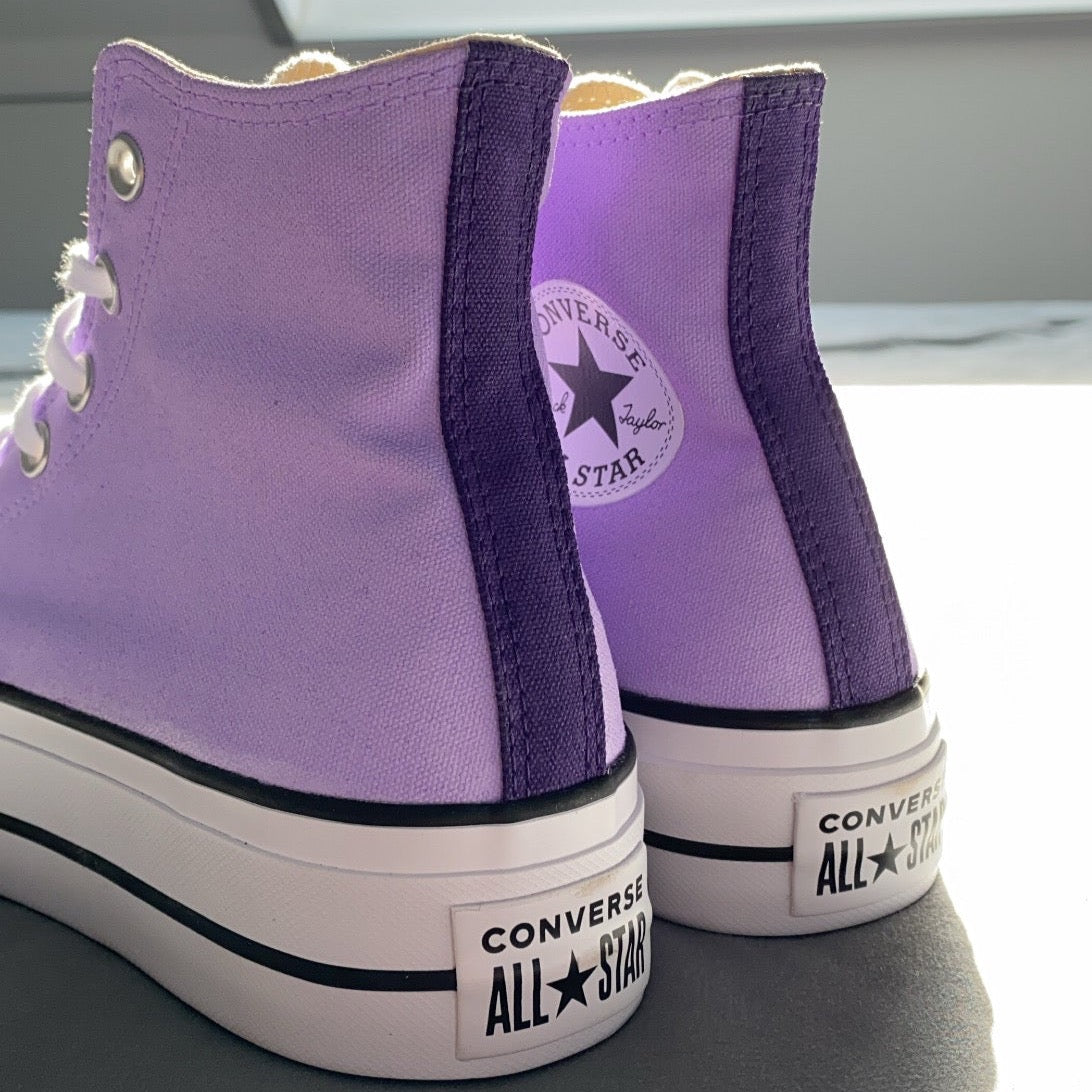 PURPLE PASTEL CONVERSE ALL STAR PLATFORM (with motive) - NOVEL Aaron Schröer-High Quality Custom Sneaker